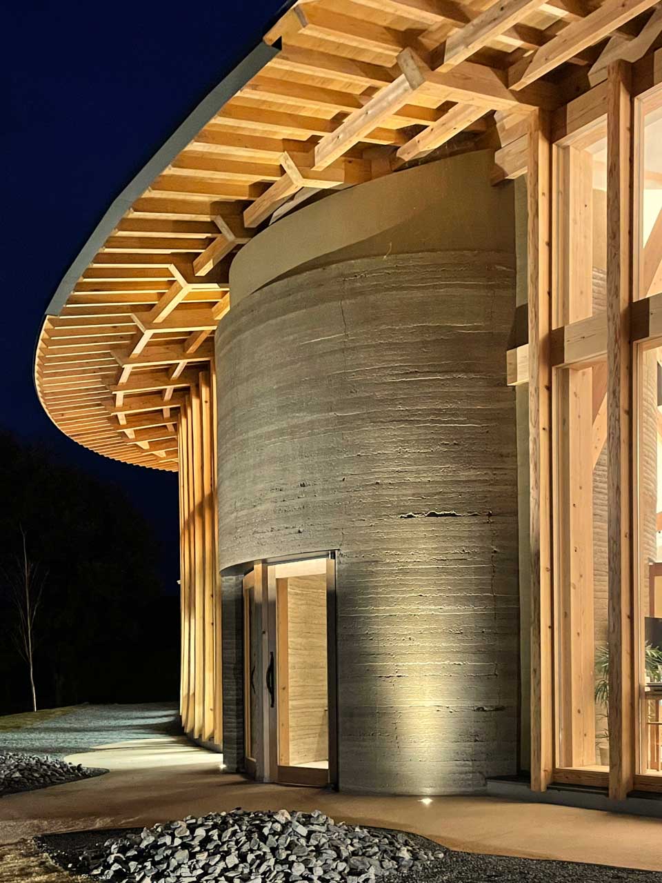 02 Rammed Earth night view-2